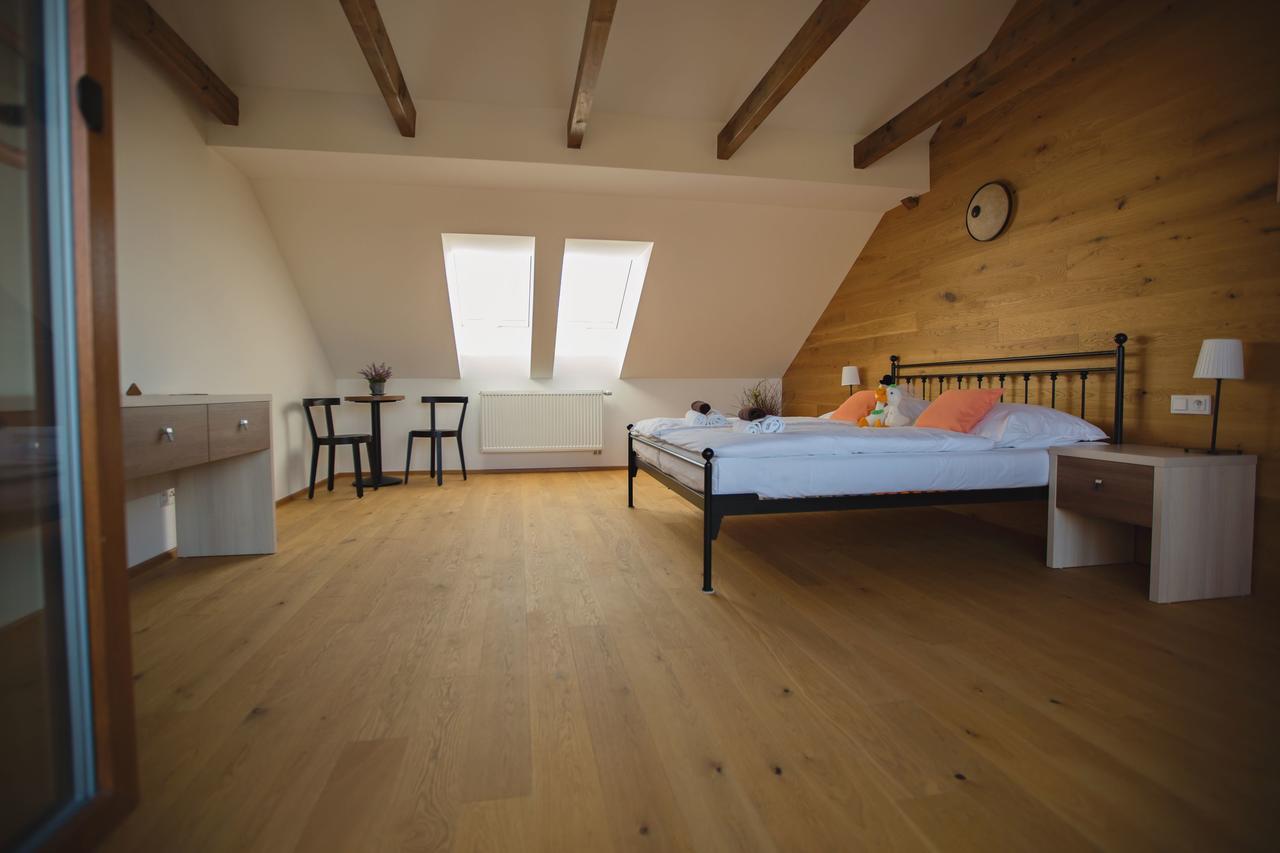 Statek Ceska Lipa Myslovice Otel Klatovy Dış mekan fotoğraf